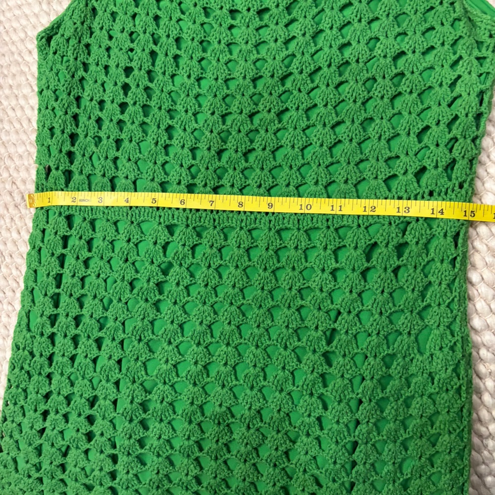 Green Crocheted Scoop Neck Sleeveless Dress - Picture 6 of 11